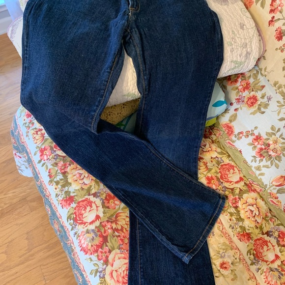 *** Hot Kiss boot cut jeans. 3 front pockets. Front zipper & 2 snaps. - Picture 4 of 6